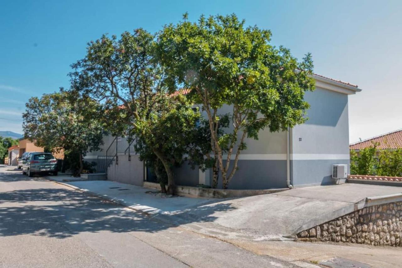Apartman Ilonka Appartamento Novi Vinodolski Esterno foto